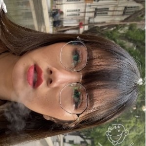 2V美女穿高跟鞋紧身皮裤，胖臀长腿诱人10.8G视频百度云下载