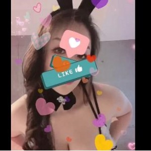 Yoshika的OnlyFans私拍：风韵大球胖臀白皙熟女